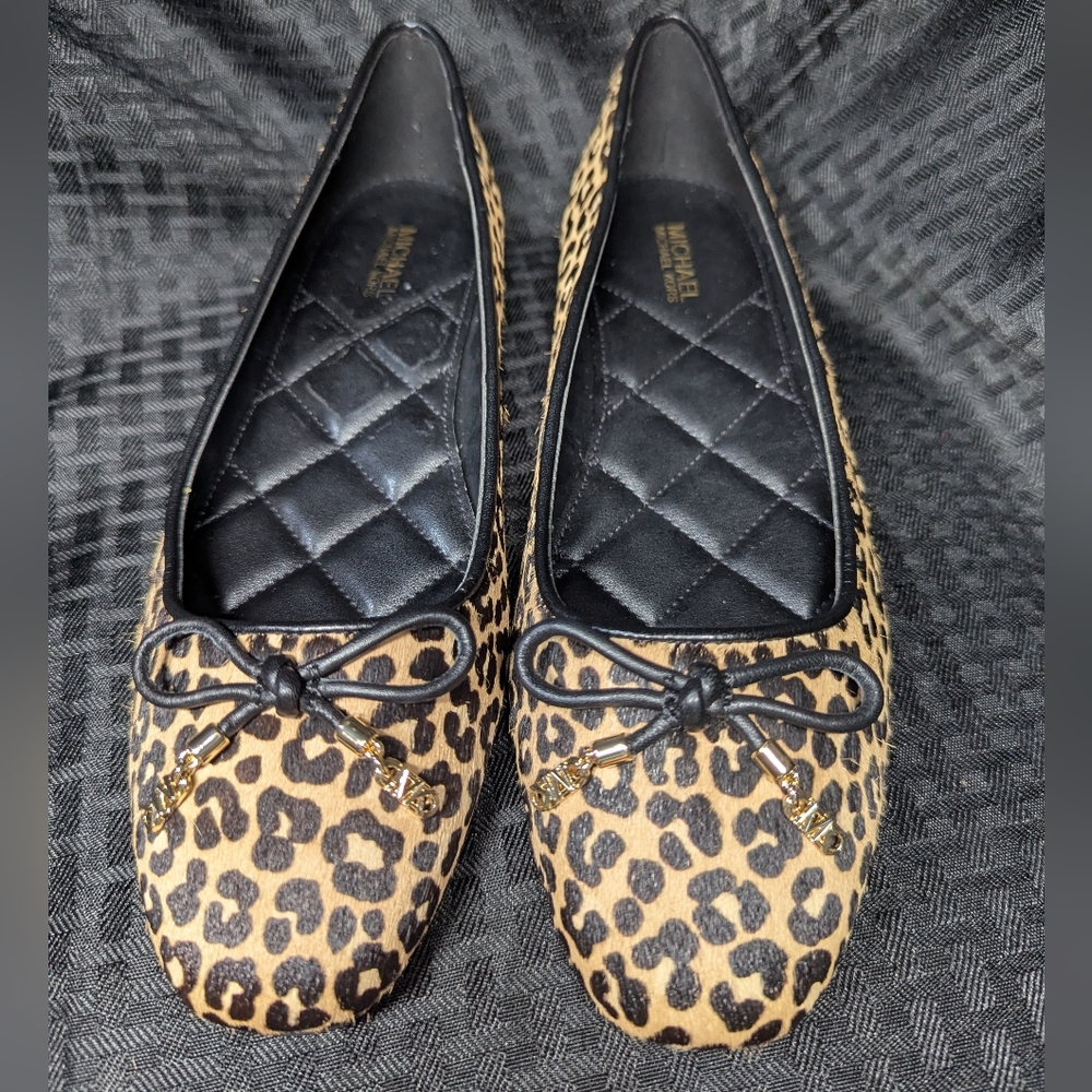MICHAEL Michael Kors MK Nori Leopard Print Calf Hair Ballet Flats. - Picture 2 of 6
